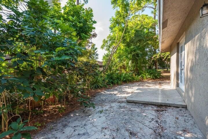 For Sale: $898,000 (0 beds, 0 baths, 4000 Square Feet)