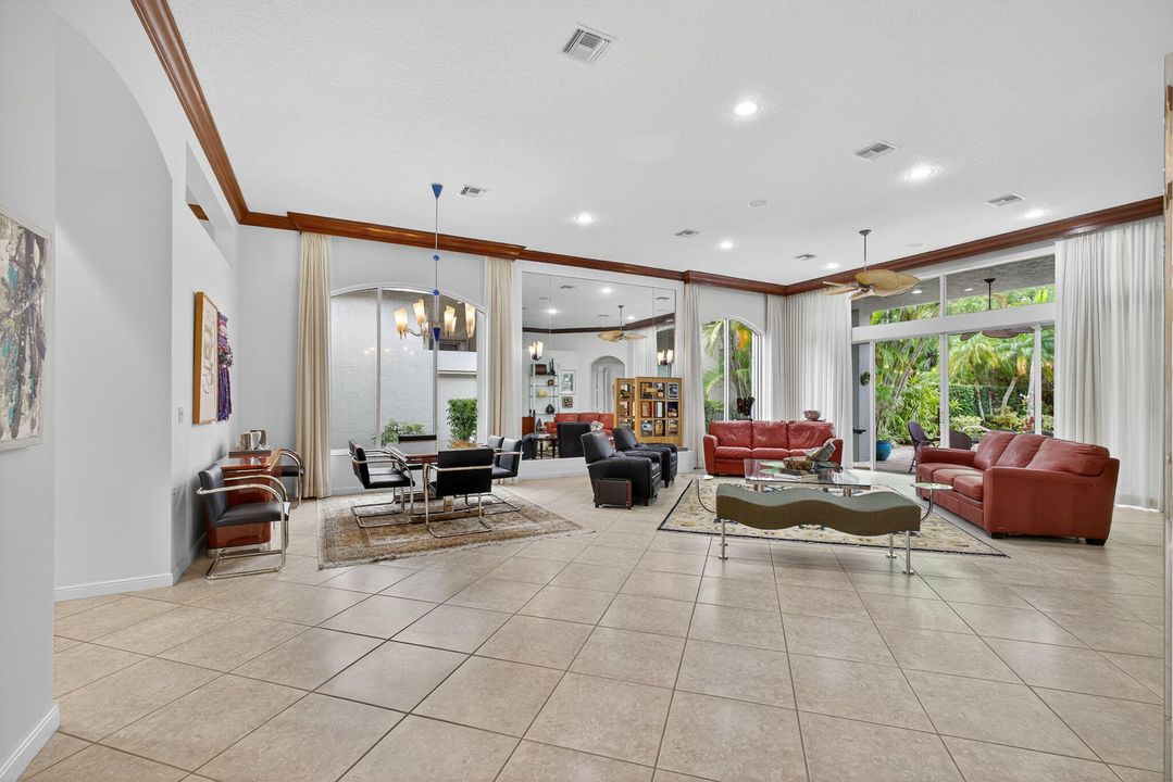 На продажу: $1,799,000 (3 спален, 3 ванн, 2639 Квадратных фут)