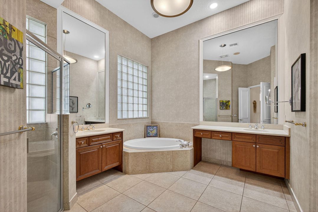 На продажу: $1,799,000 (3 спален, 3 ванн, 2639 Квадратных фут)