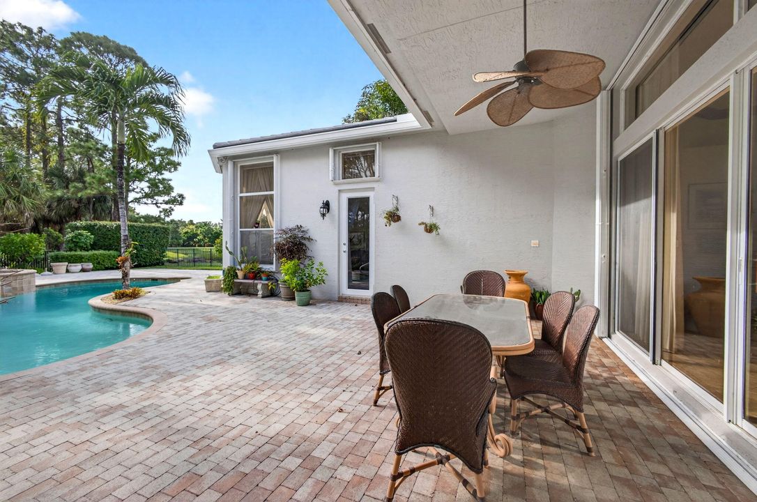 На продажу: $1,799,000 (3 спален, 3 ванн, 2639 Квадратных фут)