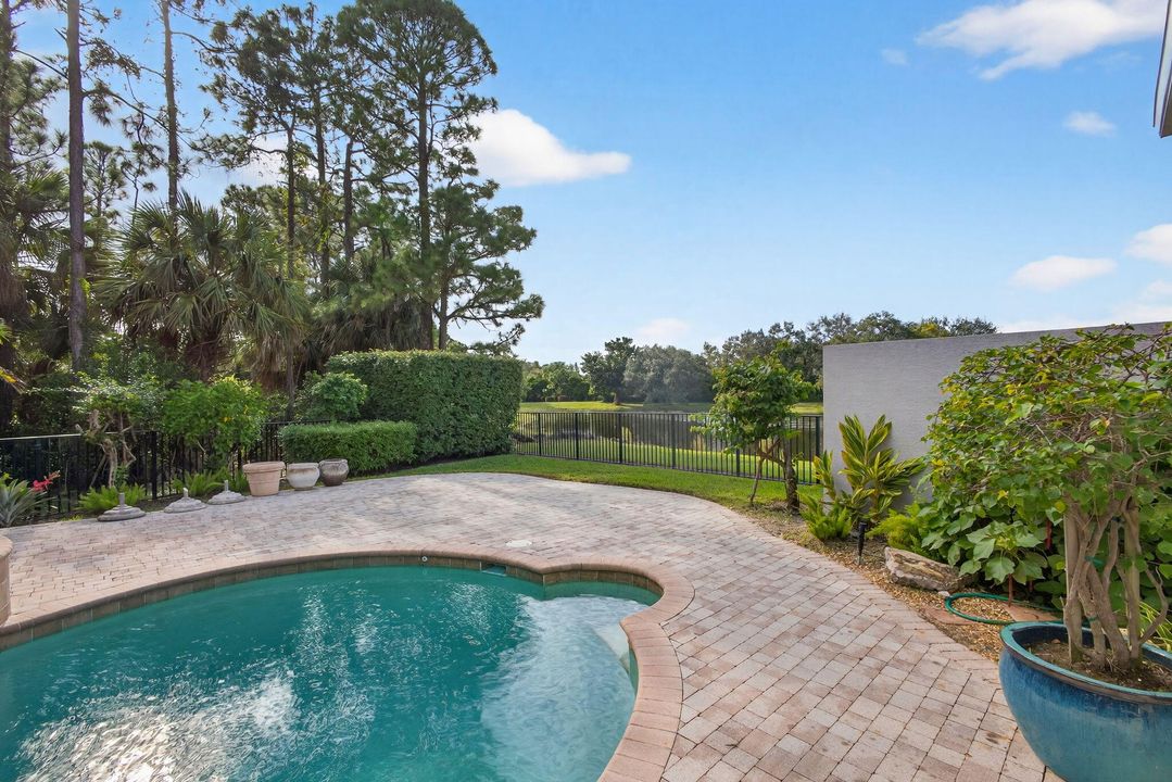 На продажу: $1,799,000 (3 спален, 3 ванн, 2639 Квадратных фут)