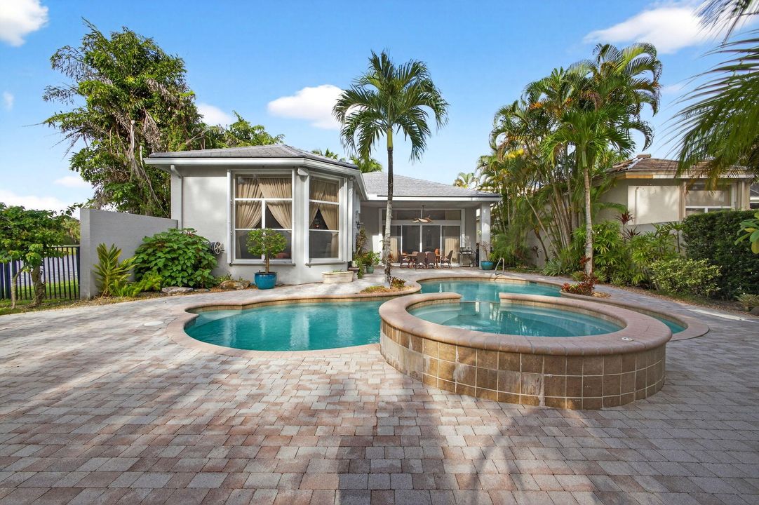 На продажу: $1,799,000 (3 спален, 3 ванн, 2639 Квадратных фут)