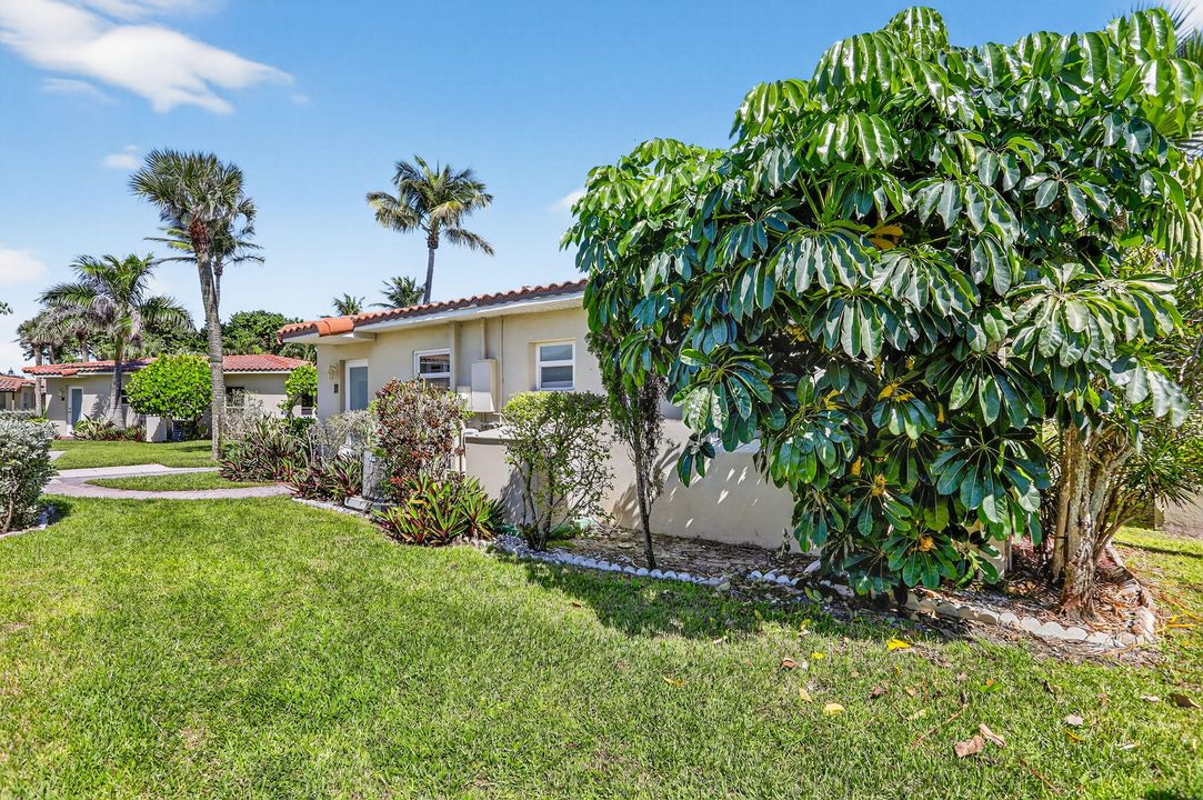 待售: $1,080,000 (2 贝兹, 2 浴室, 777 平方英尺)