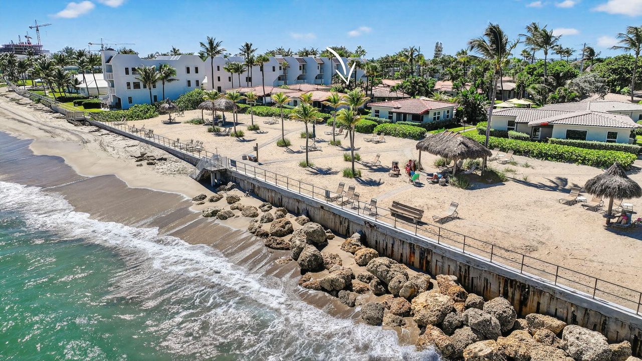 待售: $1,080,000 (2 贝兹, 2 浴室, 777 平方英尺)