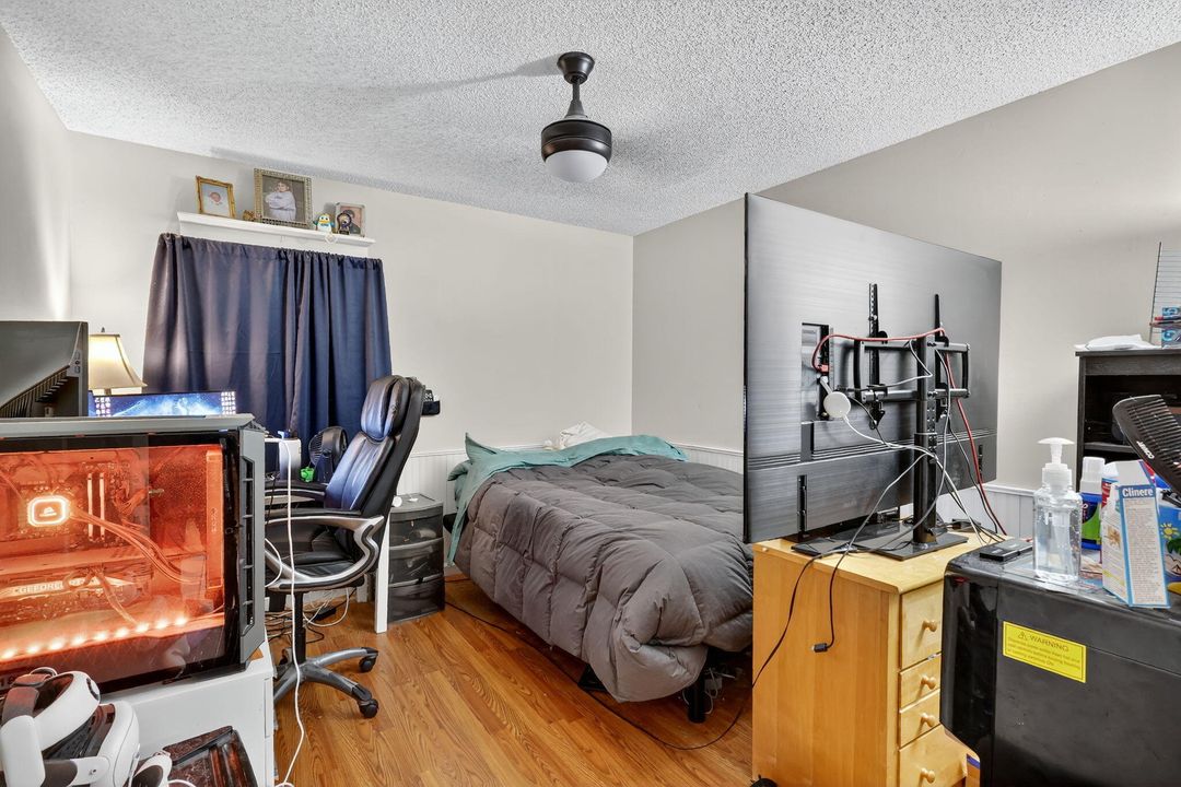 Active With Contract: $363,000 (3 beds, 2 baths, 1746 Square Feet)