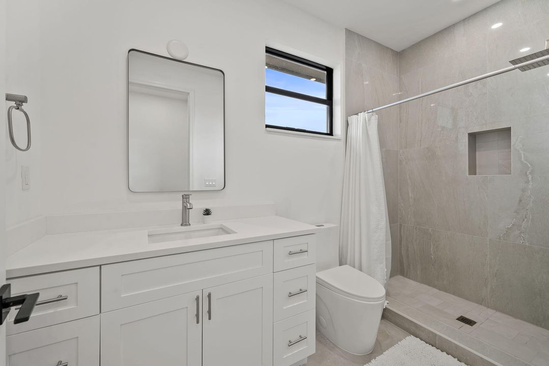 На продажу: $2,449,000 (5 спален, 6 ванн, 5495 Квадратных фут)