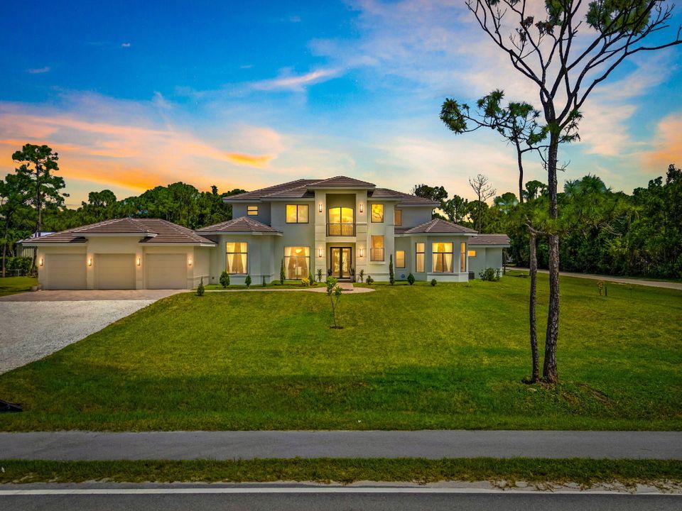 На продажу: $2,449,000 (5 спален, 6 ванн, 5495 Квадратных фут)