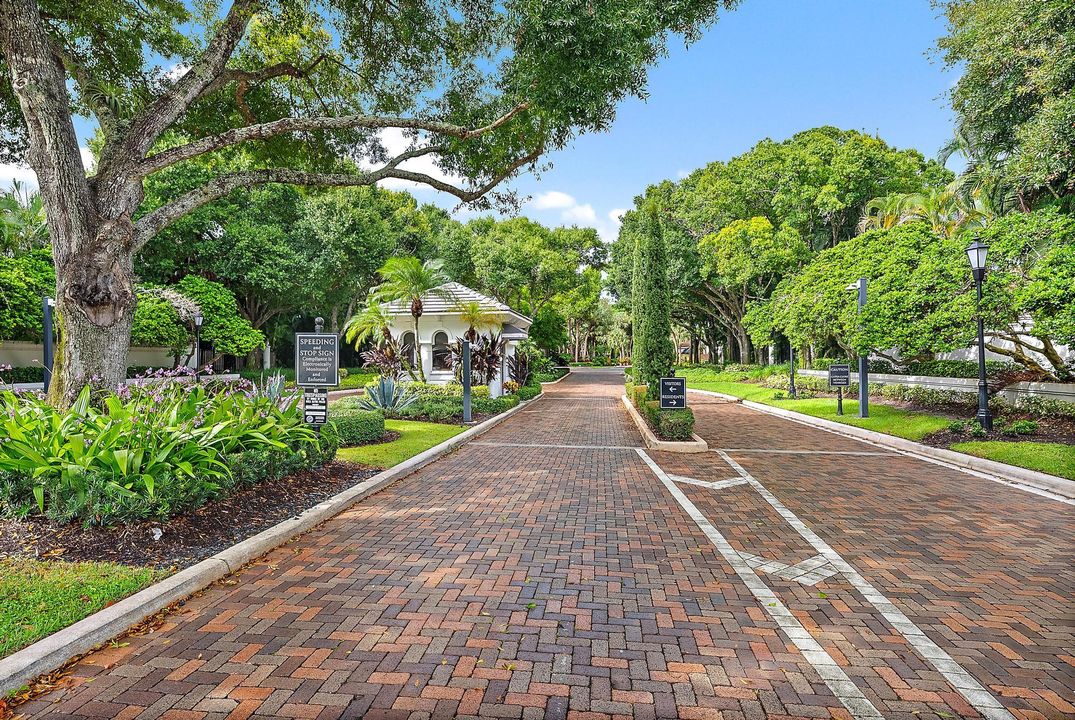 For Sale: $499,000 (3 beds, 2 baths, 2087 Square Feet)