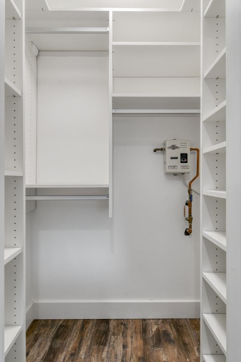 На продажу: $449,999 (1 спален, 1 ванн, 572 Квадратных фут)