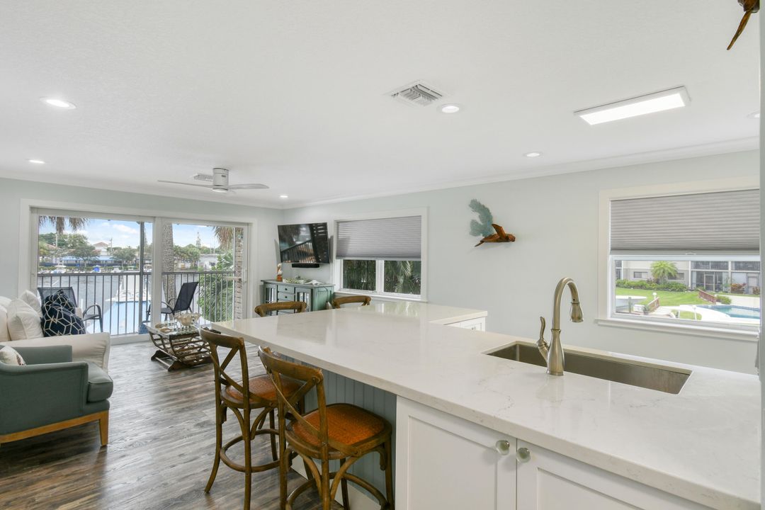 На продажу: $449,999 (1 спален, 1 ванн, 572 Квадратных фут)