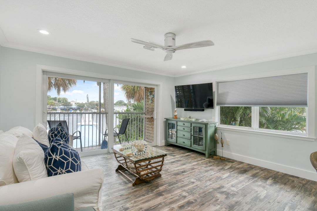 На продажу: $449,999 (1 спален, 1 ванн, 572 Квадратных фут)