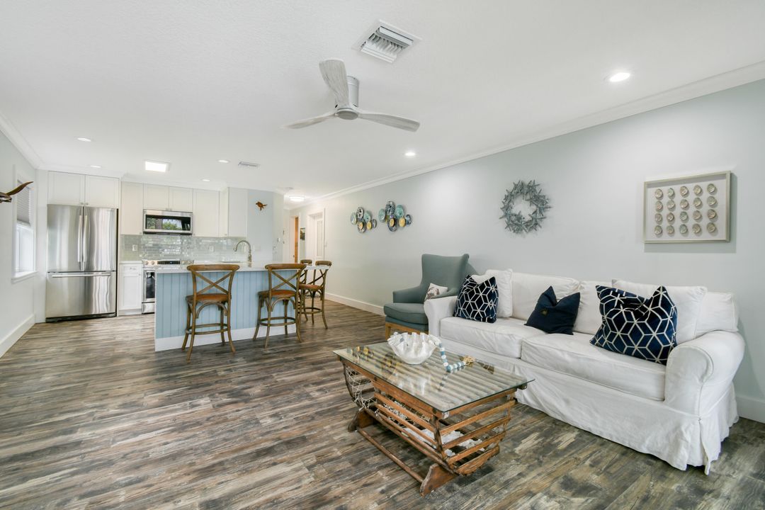 На продажу: $449,999 (1 спален, 1 ванн, 572 Квадратных фут)