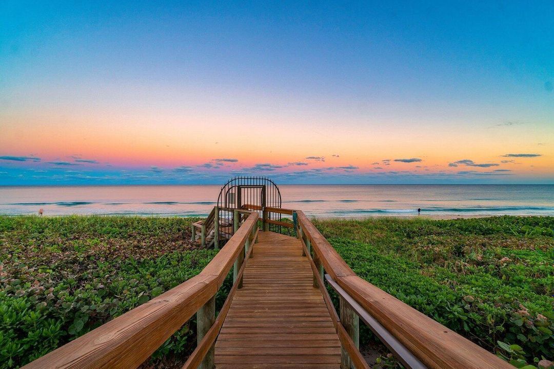 На продажу: $3,195,000 (3 спален, 3 ванн, 2913 Квадратных фут)