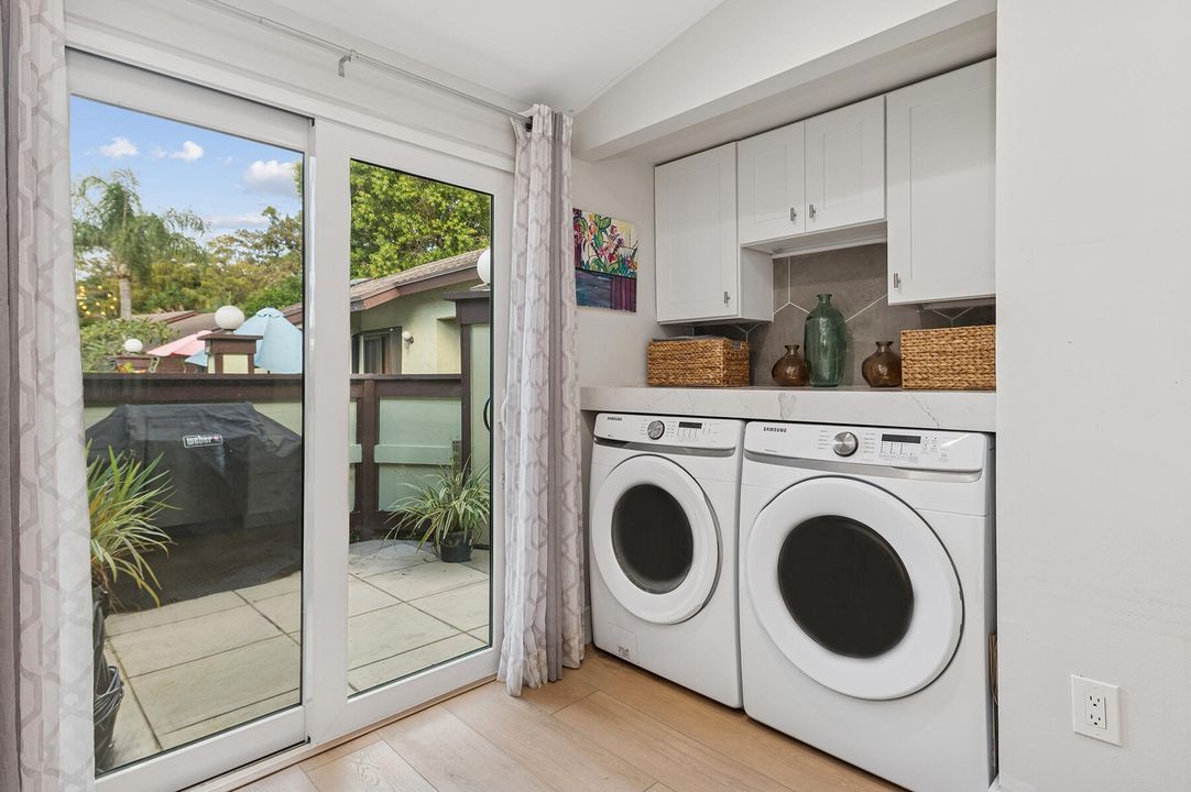 For Sale: $248,500 (2 beds, 2 baths, 1120 Square Feet)