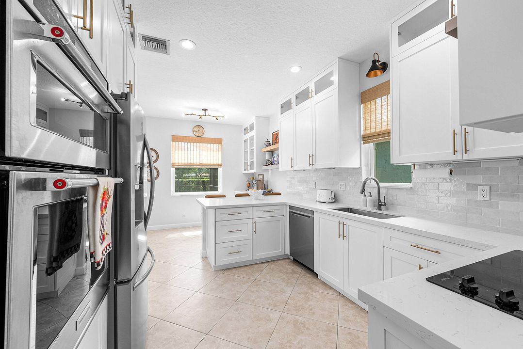 Active With Contract: $750,000 (3 beds, 2 baths, 1754 Square Feet)