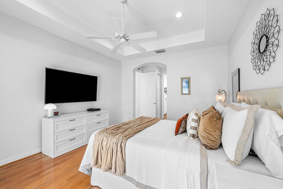 Active With Contract: $750,000 (3 beds, 2 baths, 1754 Square Feet)