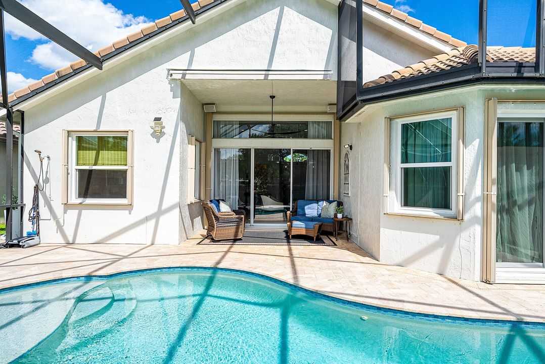 Active With Contract: $750,000 (3 beds, 2 baths, 1754 Square Feet)