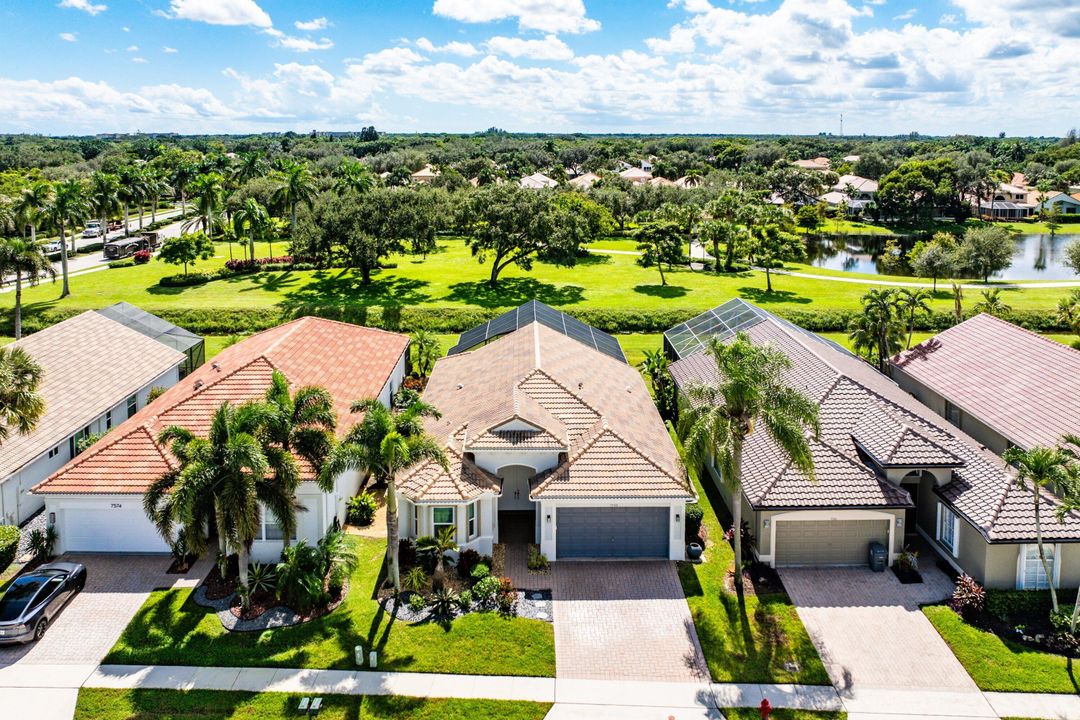 Active With Contract: $750,000 (3 beds, 2 baths, 1754 Square Feet)