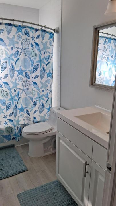 Под контрактом: $3,200 (4 спален, 2 ванн, 1215 Квадратных фут)