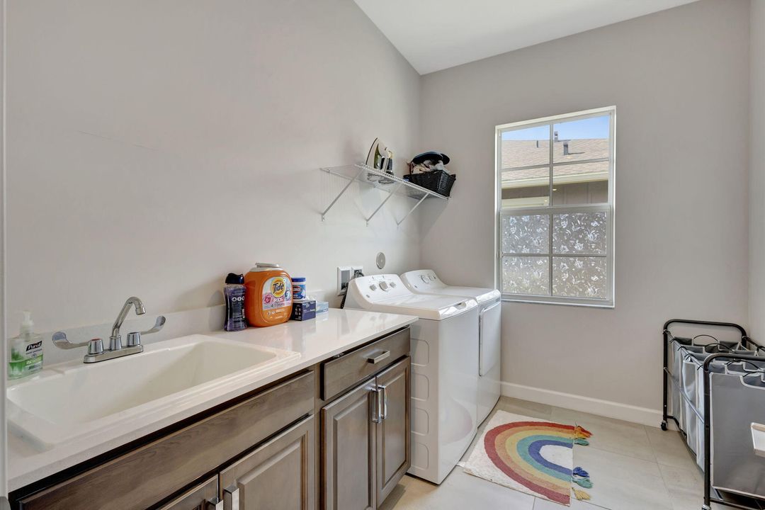 For Rent: $5,400 (4 beds, 3 baths, 3001 Square Feet)