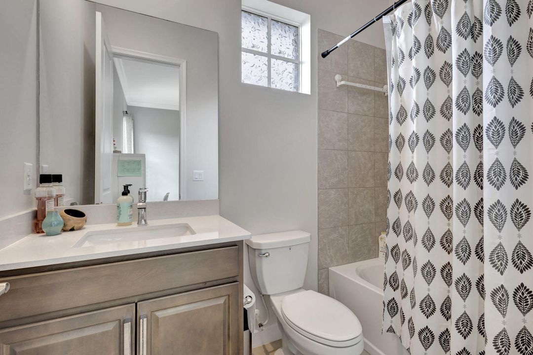 For Rent: $5,400 (4 beds, 3 baths, 3001 Square Feet)