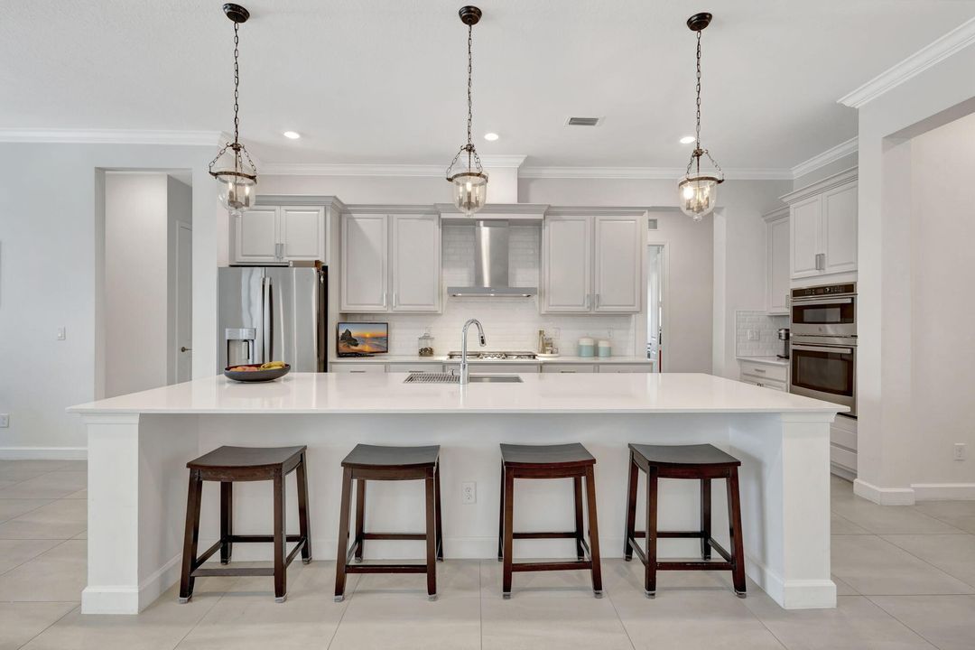 For Rent: $5,400 (4 beds, 3 baths, 3001 Square Feet)