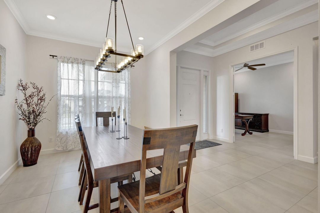 For Rent: $5,400 (4 beds, 3 baths, 3001 Square Feet)