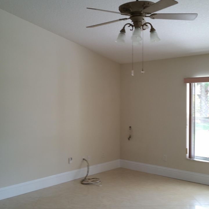 For Rent: $2,299 (3 beds, 2 baths, 2006 Square Feet)