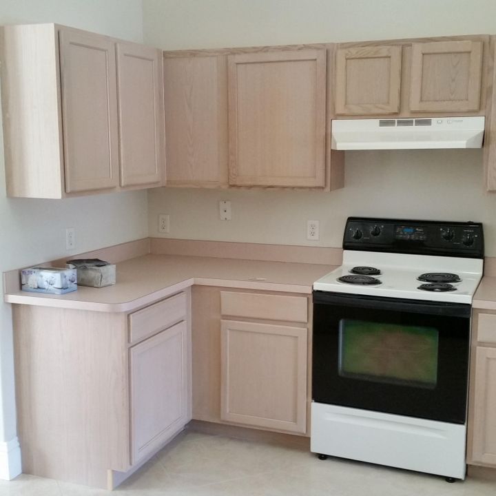 For Rent: $2,299 (3 beds, 2 baths, 2006 Square Feet)