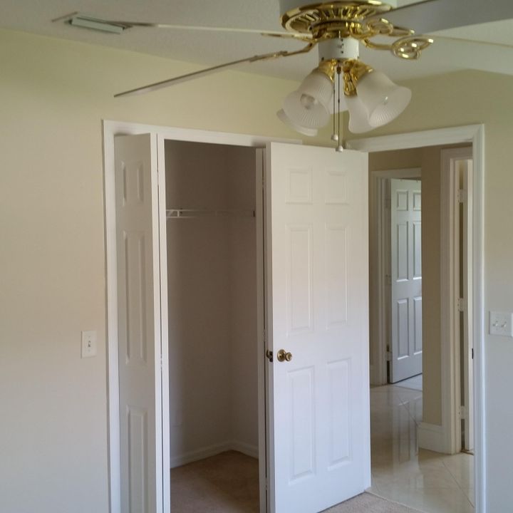 For Rent: $2,299 (3 beds, 2 baths, 2006 Square Feet)