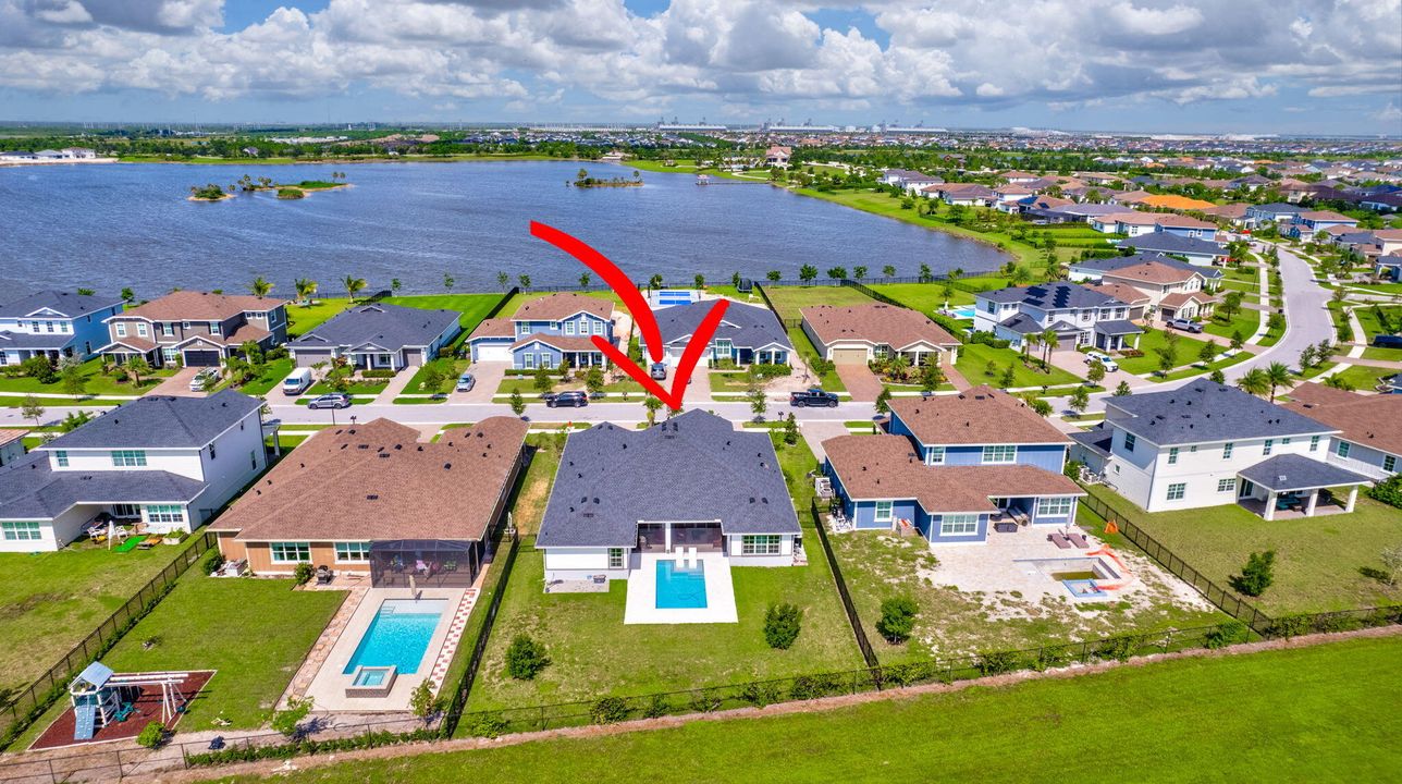 For Rent: $5,400 (4 beds, 3 baths, 3001 Square Feet)