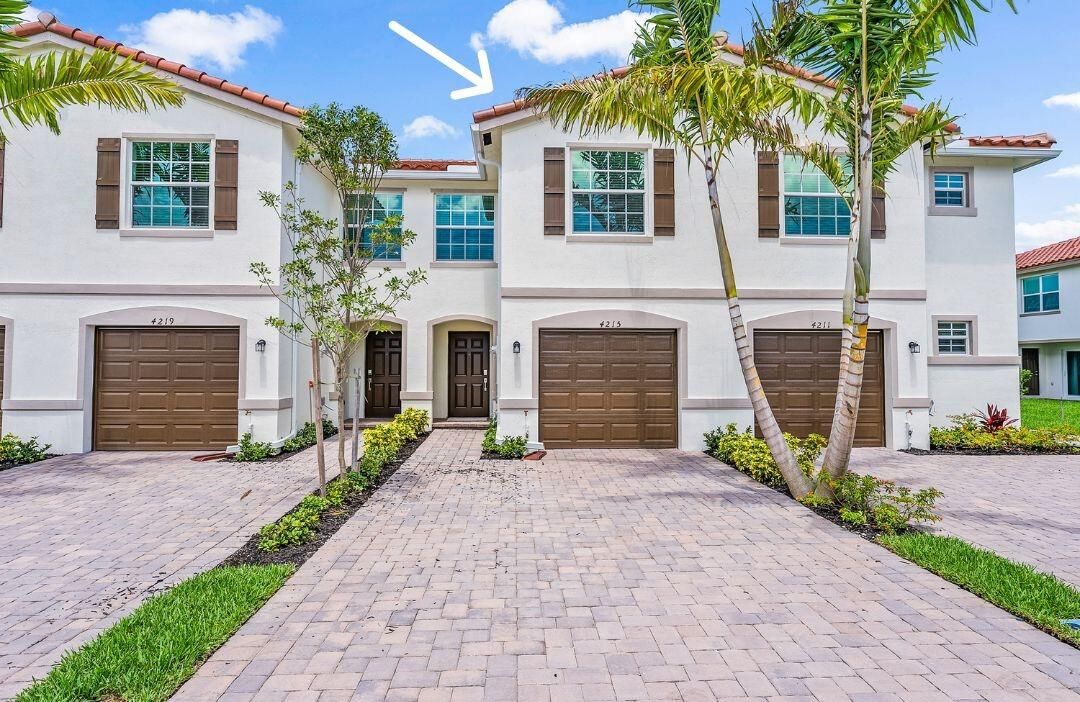 В аренду: $2,950 (3 спален, 2 ванн, 1568 Квадратных фут)