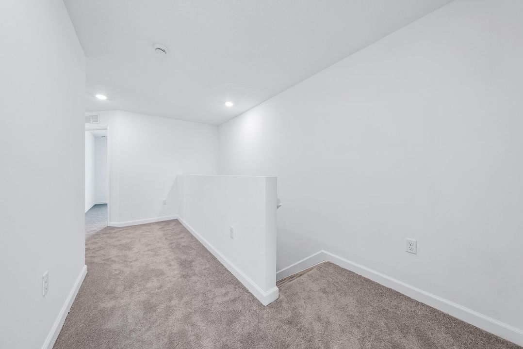 В аренду: $2,950 (3 спален, 2 ванн, 1568 Квадратных фут)