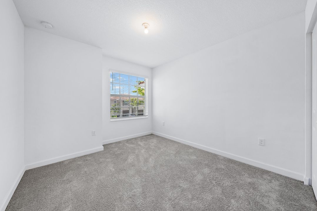 В аренду: $2,950 (3 спален, 2 ванн, 1568 Квадратных фут)