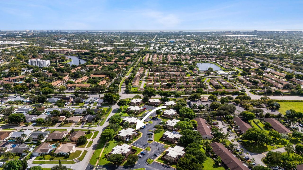 待售: $314,000 (2 贝兹, 2 浴室, 1236 平方英尺)