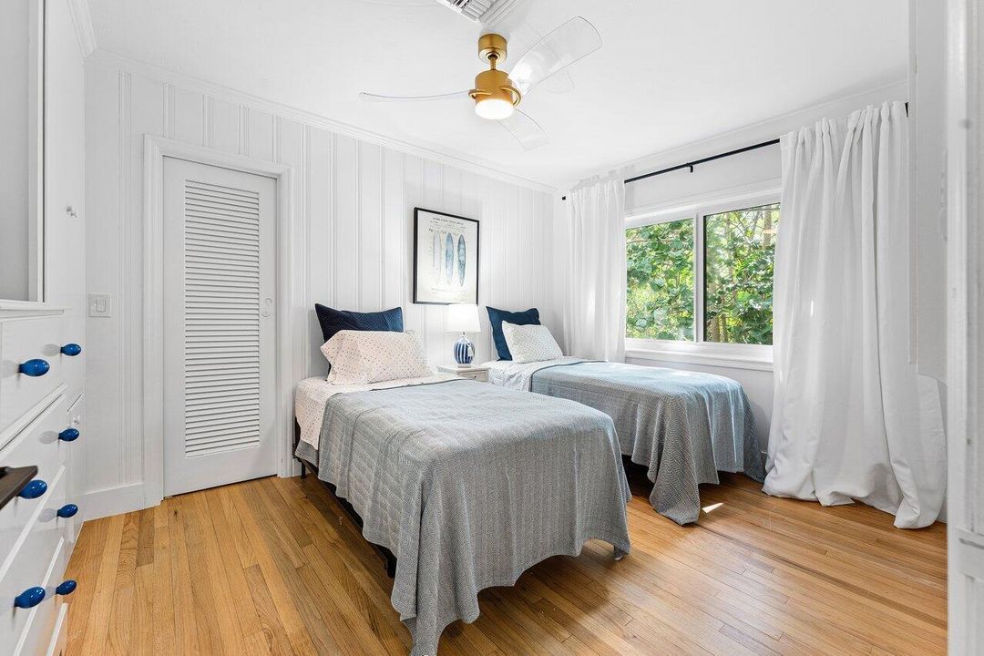 For Rent: $9,500 (3 beds, 2 baths, 1636 Square Feet)