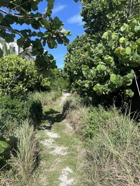 For Rent: $9,500 (3 beds, 2 baths, 1636 Square Feet)