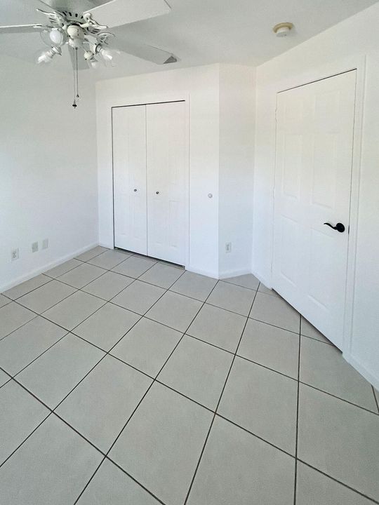 For Sale: $649,900 (4 beds, 2 baths, 1852 Square Feet)