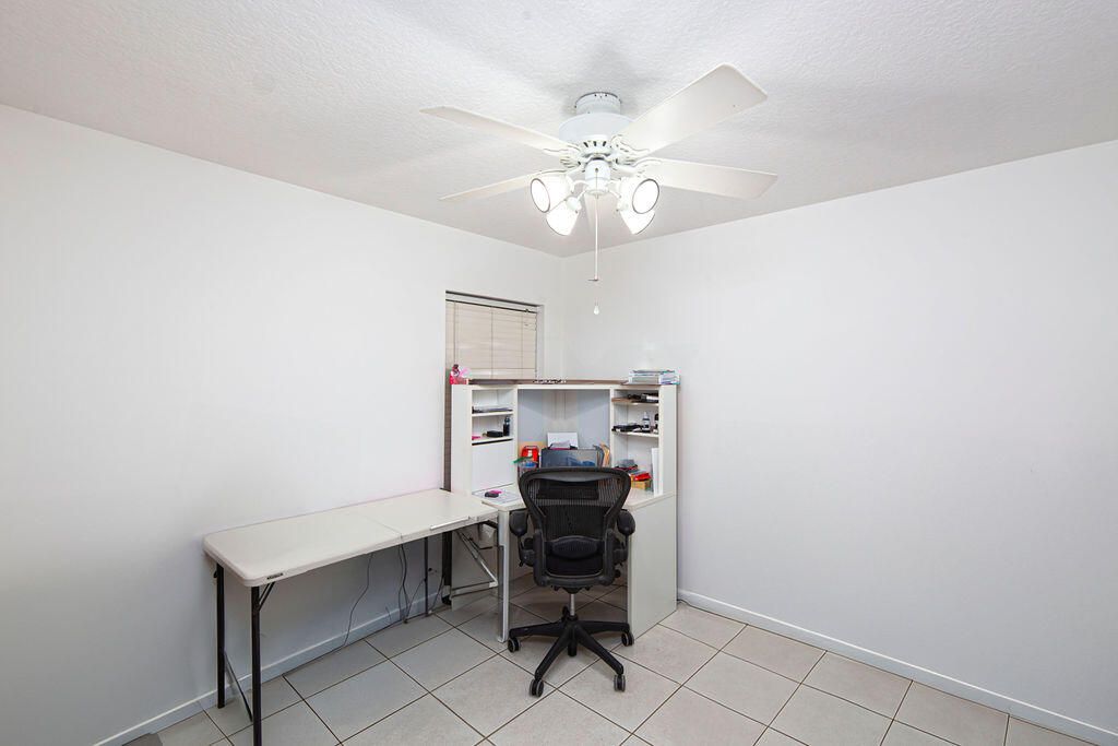 For Sale: $649,900 (4 beds, 2 baths, 1852 Square Feet)