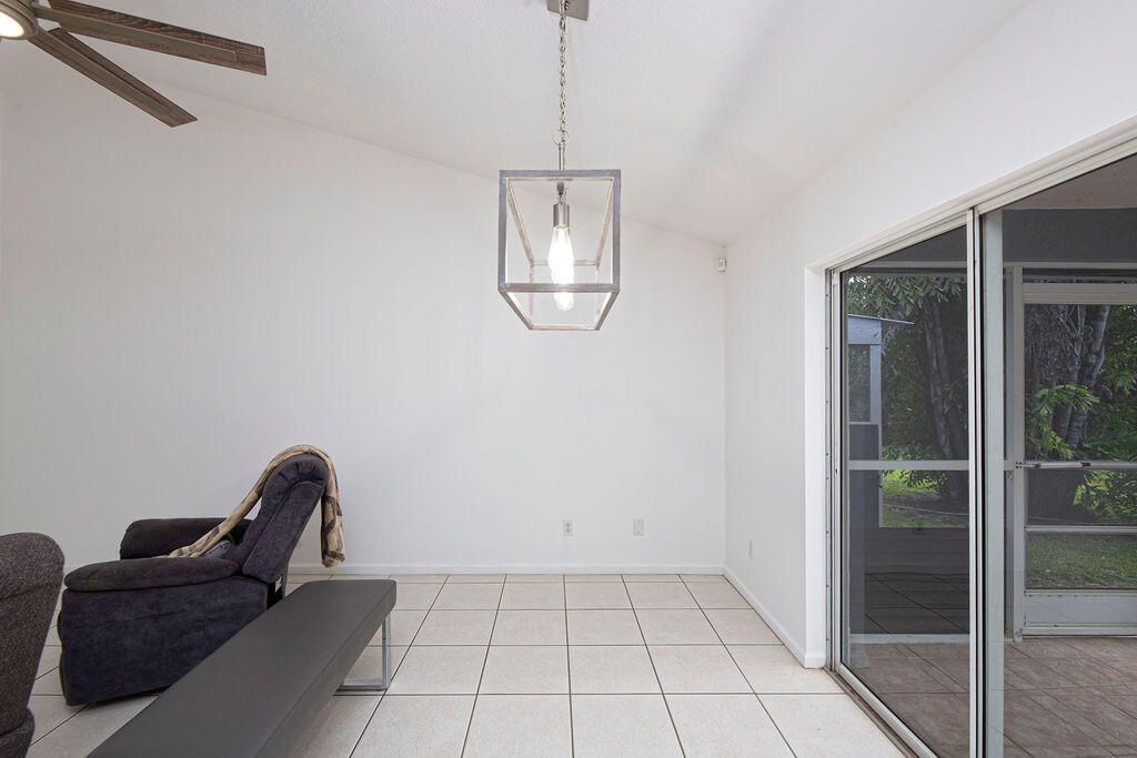 For Sale: $649,900 (4 beds, 2 baths, 1852 Square Feet)