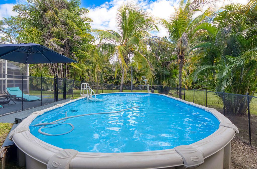 For Sale: $649,900 (4 beds, 2 baths, 1852 Square Feet)