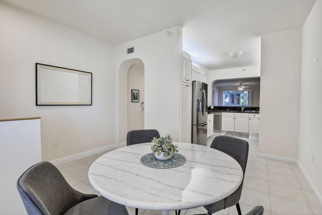 На продажу: $300,000 (2 спален, 2 ванн, 1508 Квадратных фут)