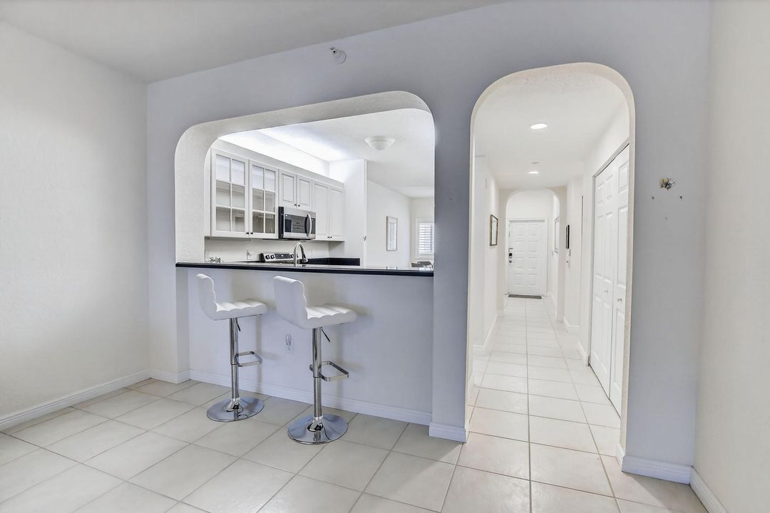 На продажу: $300,000 (2 спален, 2 ванн, 1508 Квадратных фут)