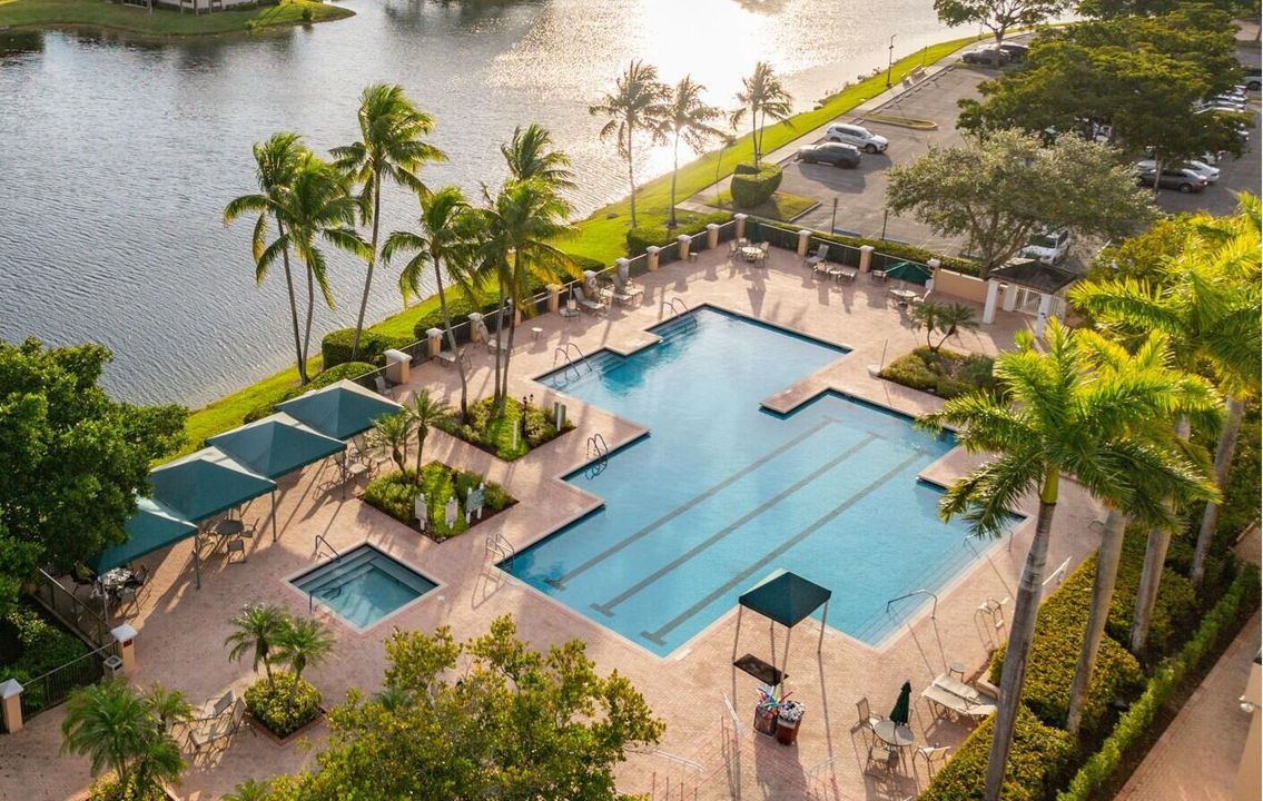 На продажу: $300,000 (2 спален, 2 ванн, 1508 Квадратных фут)