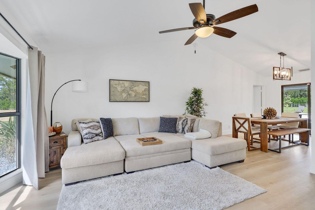 For Sale: $1,595,000 (4 beds, 3 baths, 2324 Square Feet)