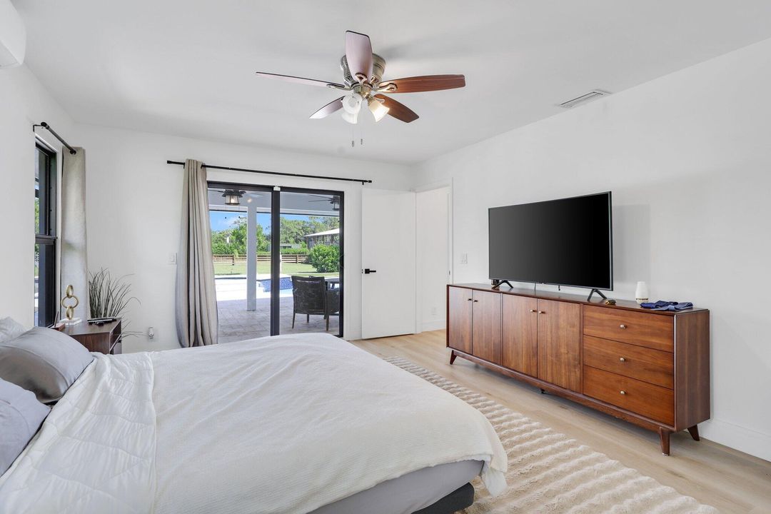 For Sale: $1,595,000 (4 beds, 3 baths, 2324 Square Feet)