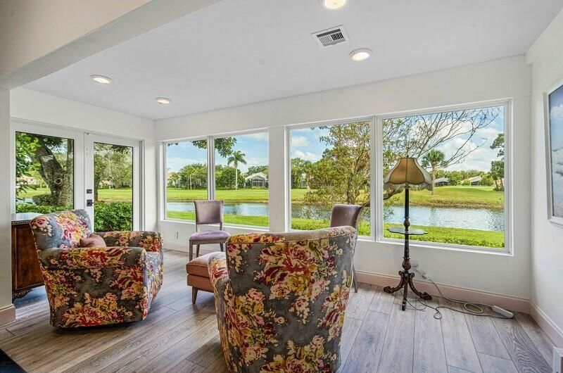 Activo con contrato: $9,000 (3 camas, 2 baños, 1551 Pies cuadrados)