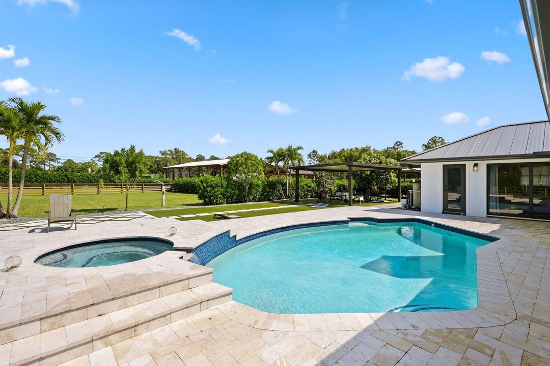 For Sale: $1,595,000 (4 beds, 3 baths, 2324 Square Feet)