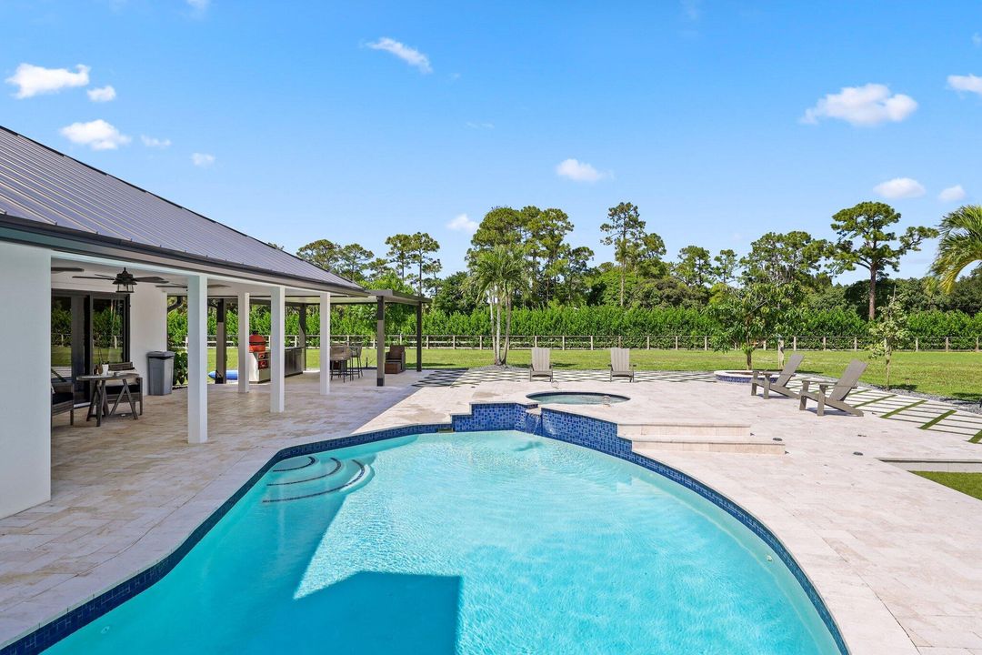 For Sale: $1,595,000 (4 beds, 3 baths, 2324 Square Feet)