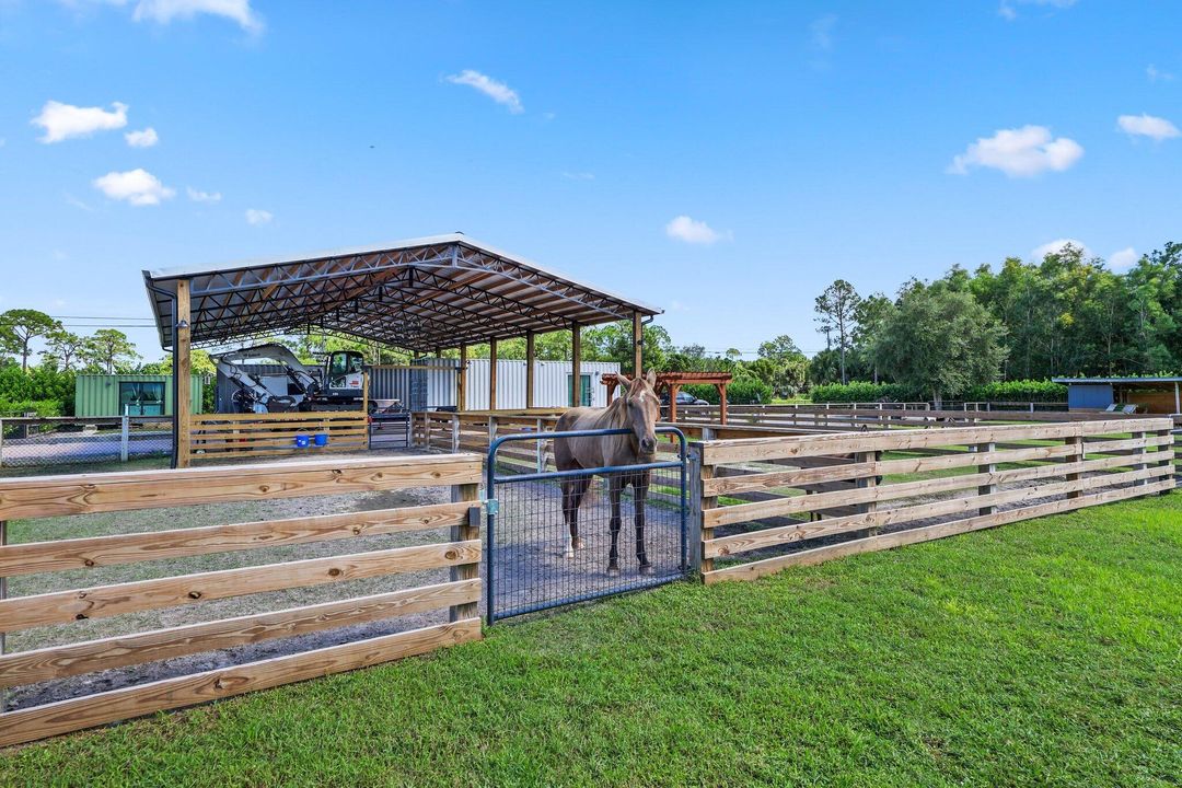 For Sale: $1,595,000 (4 beds, 3 baths, 2324 Square Feet)